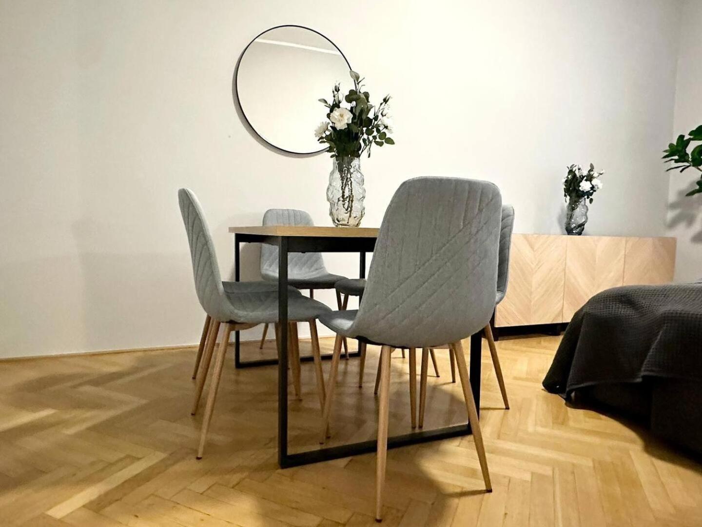 Apartments I 5 Minutes To Metro Виена Екстериор снимка
